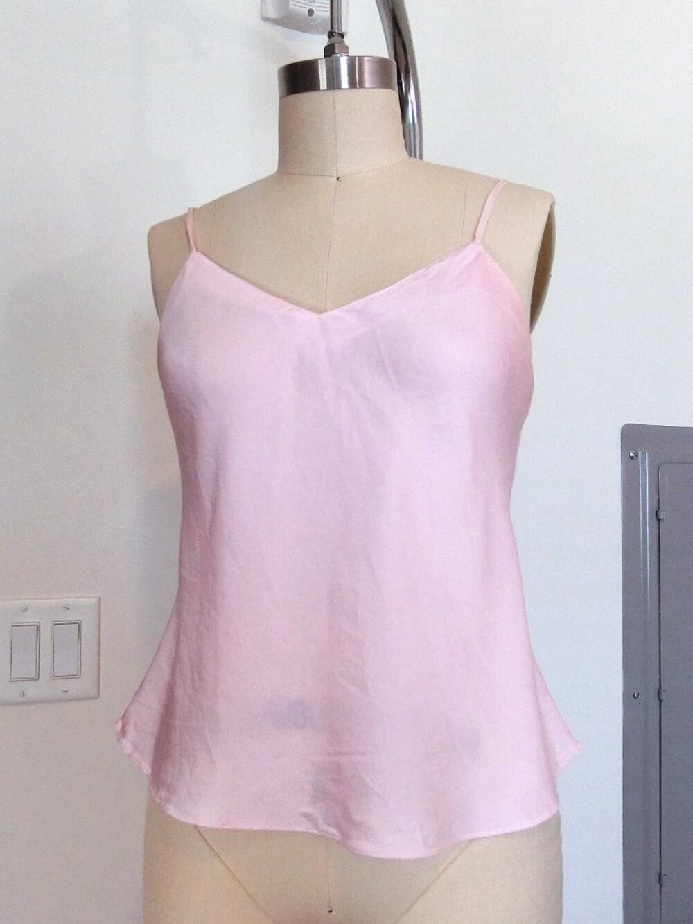 FY2 100% Silk Pink Camisole Top Medium Y2K Adjustable Strap Fairycore